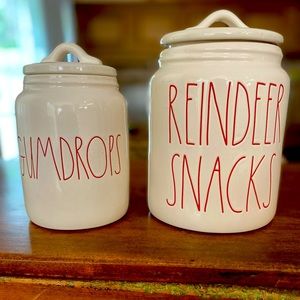 Rae Dunn Christmas Canister’s 🎄